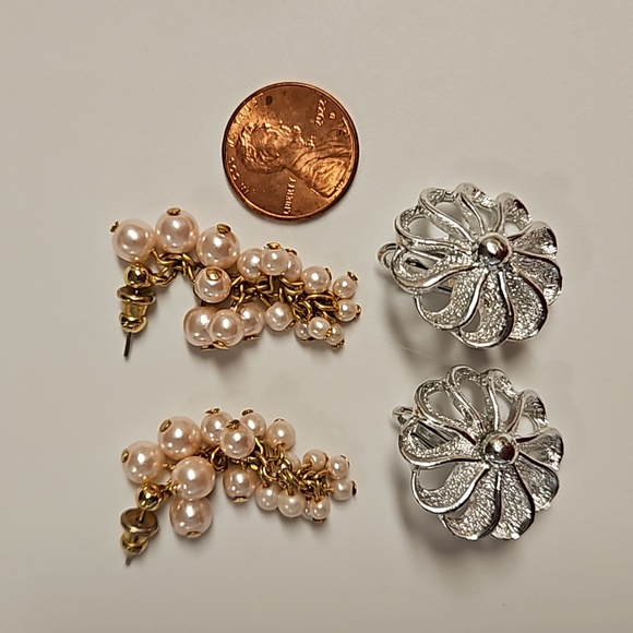 Mixed lot 6 pair of silver tone, gold tone clip on pierced estate sale vintage - Picture 4 of 10